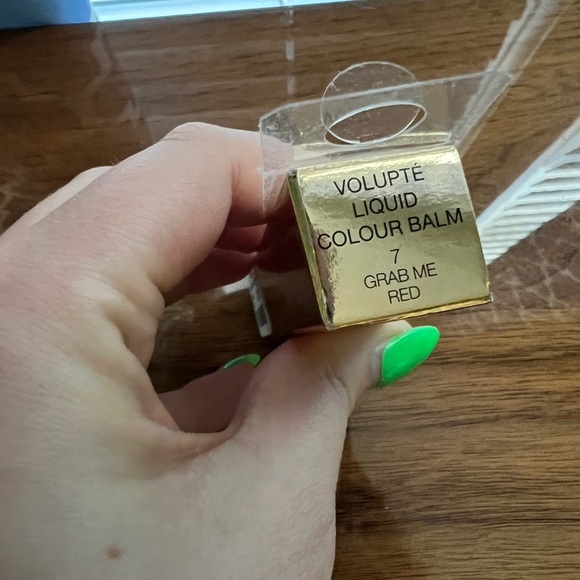 New! YSL Volupte Liquid Colour Balm #7 Grab Me Red - Picture 3 of 4